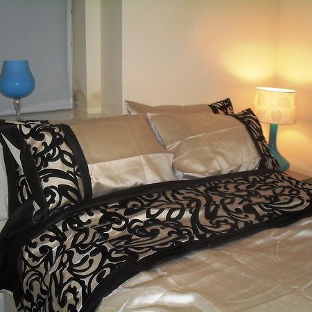 Corwen Holiday Apartment 랜디드노 외부 사진