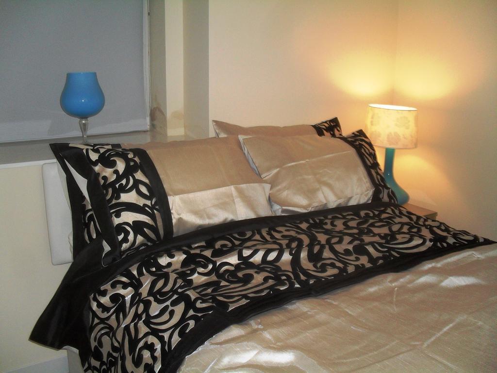 Corwen Holiday Apartment 랜디드노 외부 사진
